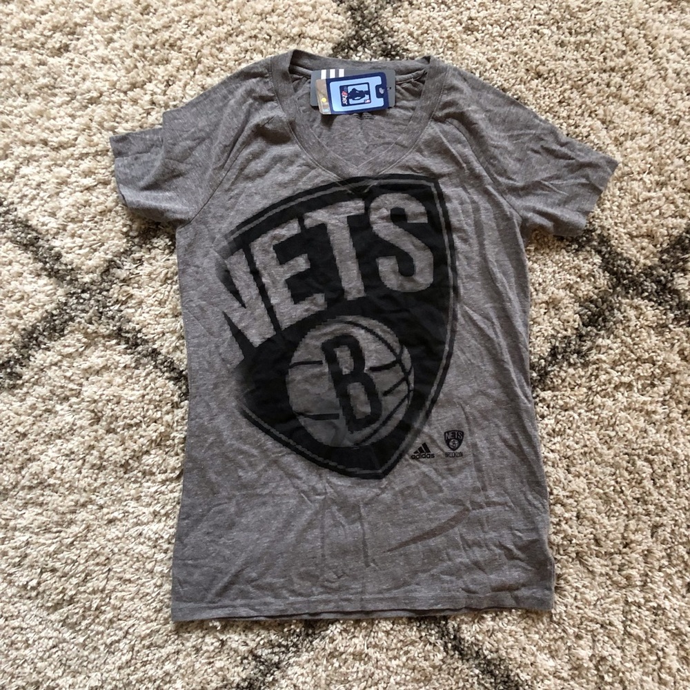 Adidas Brooklyn Nets Logo Tee